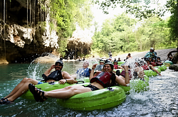 Airbnb San Pedro, Belize feature cheap airbnb San edro Belize and Airbnb San Pedro Belize oceanfront. Some of the best airbnb San Pedro Belize are found in downtown San Pedro near the ocean. Some of the luxury airbnb San Pedro Belize are found in southern San Pedro Belize. There are also a large number of San Pedro, Belize vacation rentals. There are also a large number of Vrbo San Pedro Belize around San Pedro Belize.